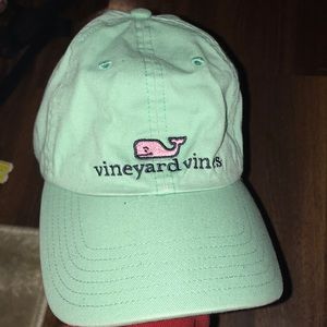 Vineyard vines